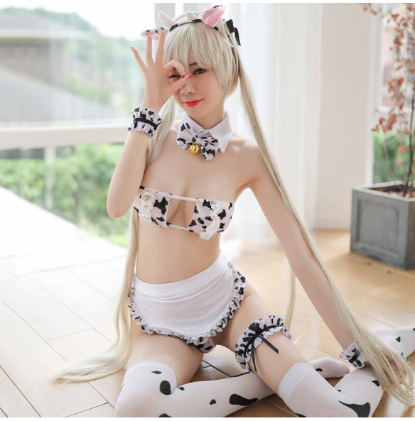 FEE ET MOI - Charming Cow Print Bikini Set (White) FEE ET MOI - Charming Cow Print Bikini Set (White)